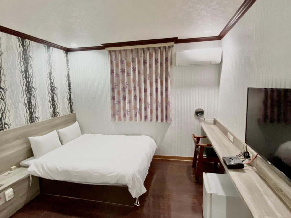 Wl Hotel Hsinchu Экстерьер фото