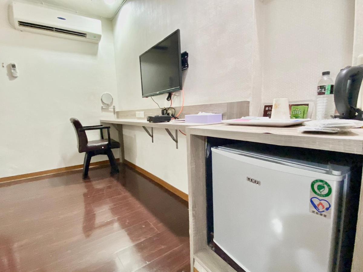 Wl Hotel Hsinchu Экстерьер фото