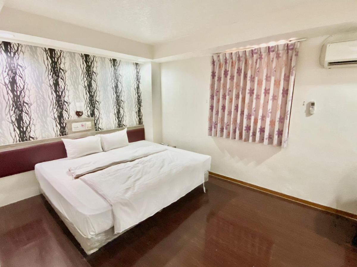 Wl Hotel Hsinchu Экстерьер фото
