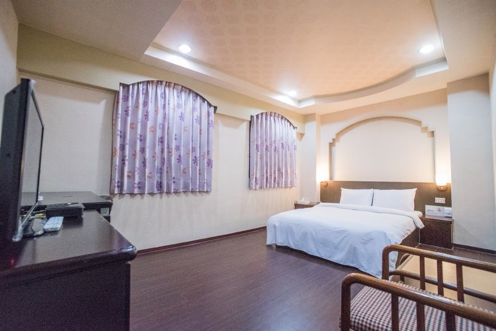 Wl Hotel Hsinchu Экстерьер фото